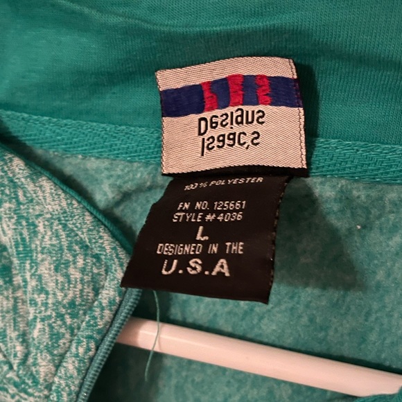 Size L Isaac’s Designs Sports Sweater - Picture 3 of 4